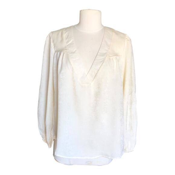 Band Of The Free NWT Cash VNeck Long Sleeve Billowing Sleeves Ivory Top Size XS - Picture 3 of 14